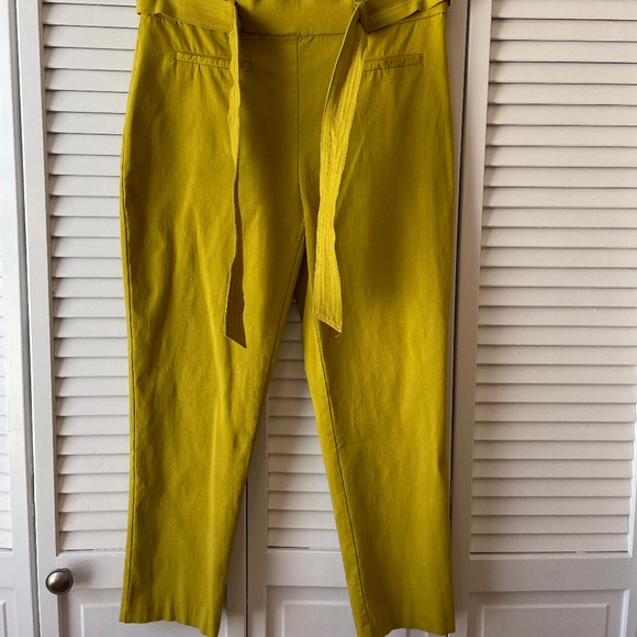 Stylish Yellow Women's Pants - Picture 2 of 4